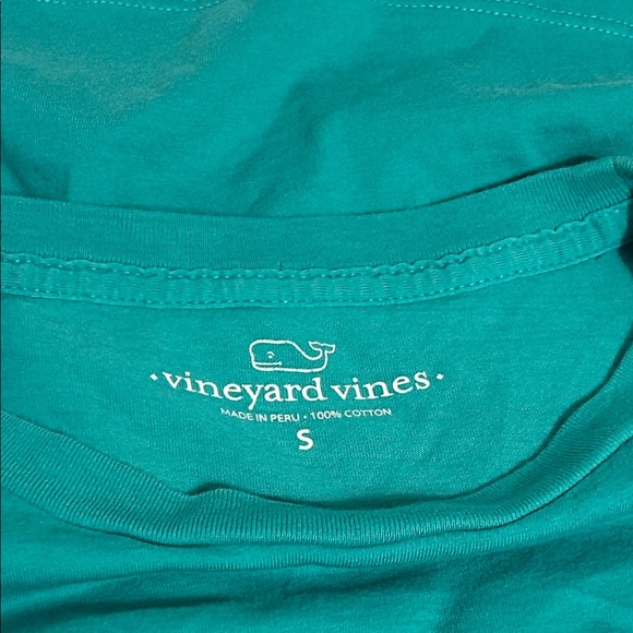 Vineyard Vines Teal Shirt with Floral Whale sz small - Picture 6 of 7